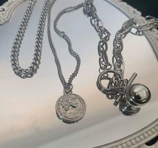 MINIMALIST LAYERED COIN NECKLACE