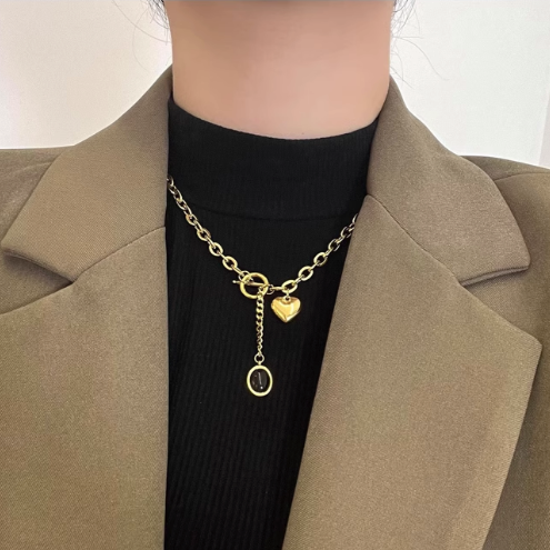 HEART CHAIN NECKLACE