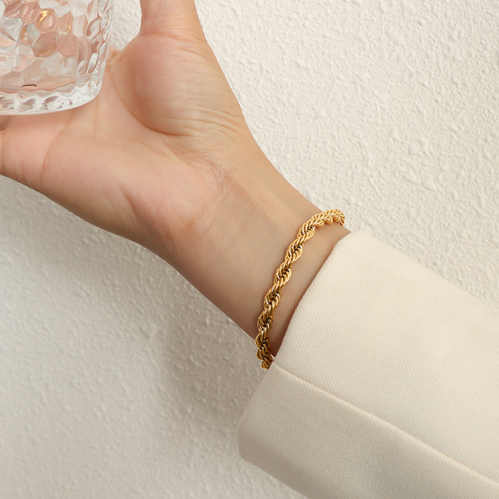 TWIST GOLD BRACELET