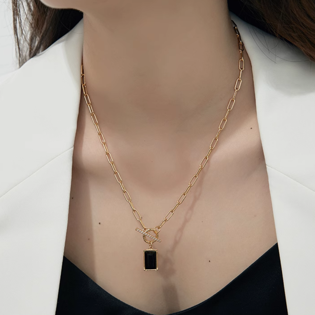 【LOEM】GOLD BLACK PLATE NECKLACE