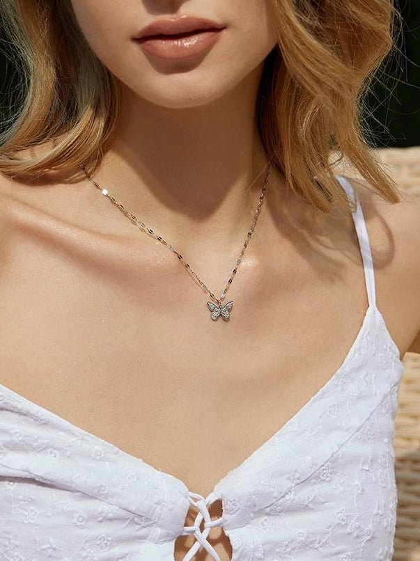 SILVER BUTTERFLY PENDANT NECKLACE