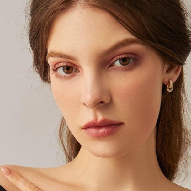 ZIRCONIA WHITE RING PIERCE