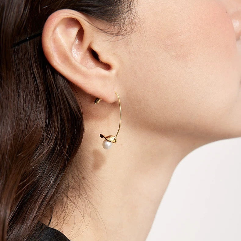 GOLD HOOK PIERCE