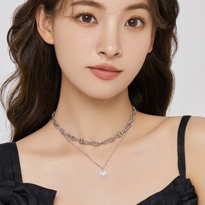 LAYERED CHOKER NECKLACE
