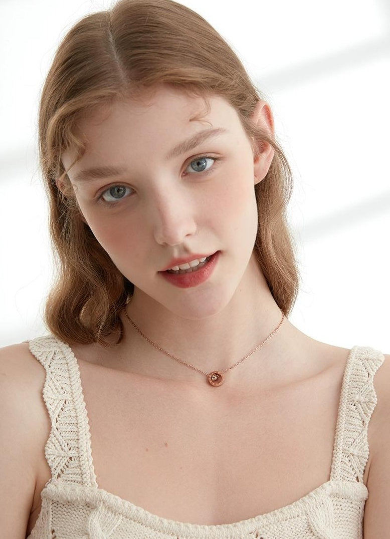 LUXURY ROMAN NUMERALS NECKLECE