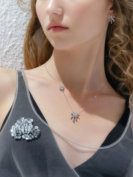 ROMANTIC FIREWORK PENDANT NECKLACE