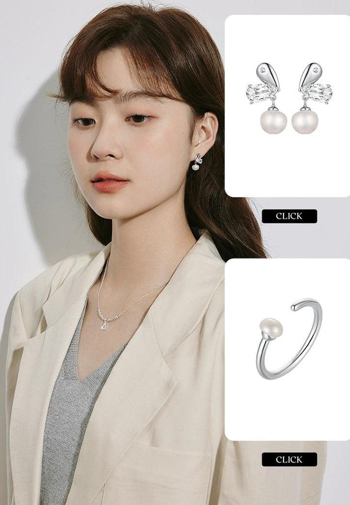 ELEGANT HEART NECKLACE