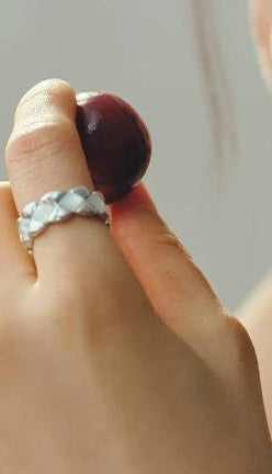 GRUNGE STYLE TITANIUM STEEL RING