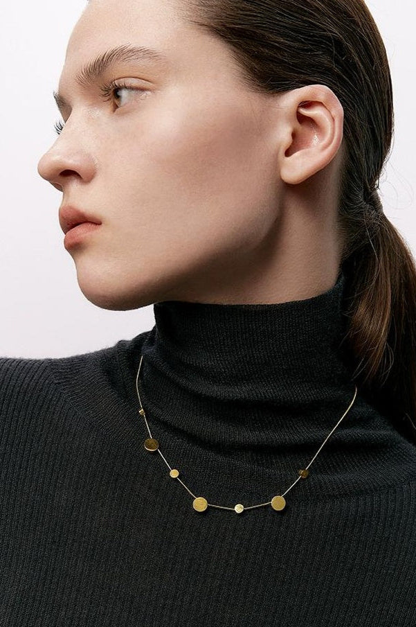 RETRO GOLD PENDANT NECKLACE