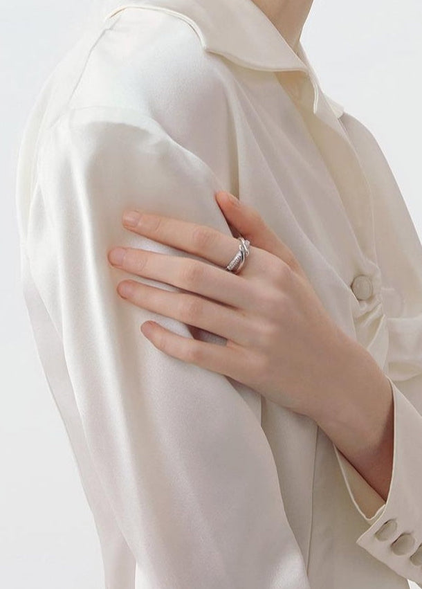 CHIC MINIMALIST RING
