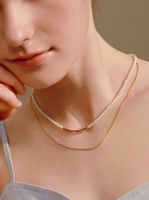 GOLD PEARL LAYERED NECKLACE