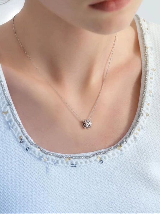 NICHE DESIGN COLLARBONE NECKLACE