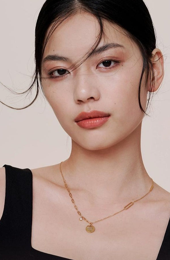 RETRO CHIC COLLARBONE NECKLACE