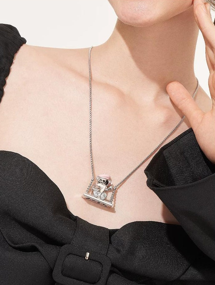 LUXURY HOLIDAY BEAR NECKLACE