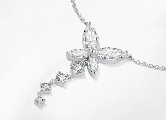 BUTTERFLY COLLARBONE NECKLACE