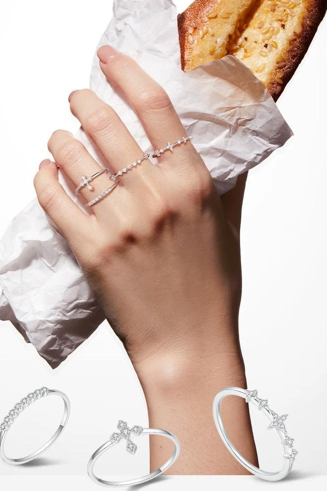 LIGHT LUXURY STACKING RINGS SET