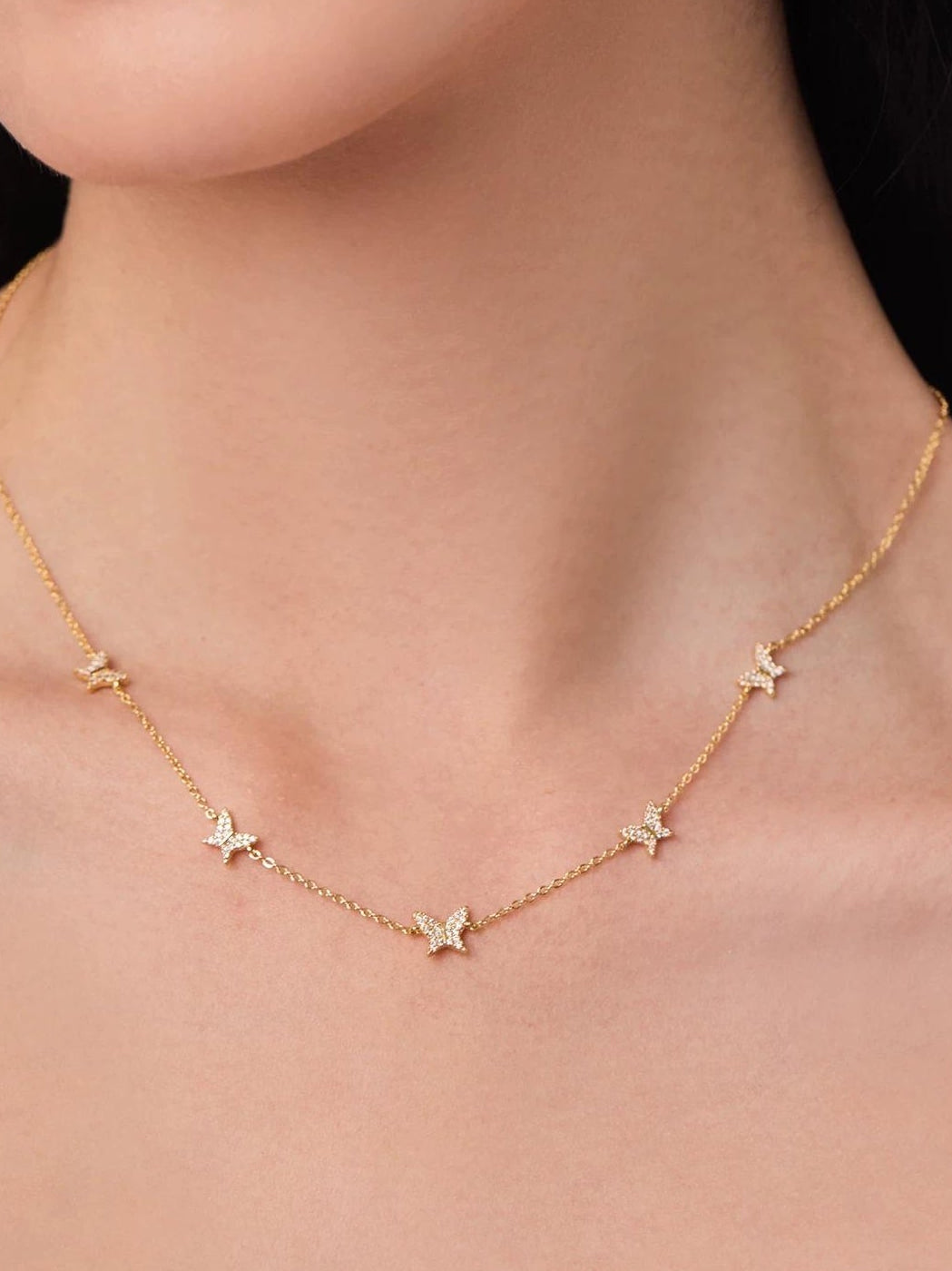 LUXURIOUS BUTTERFLY NECKLACE