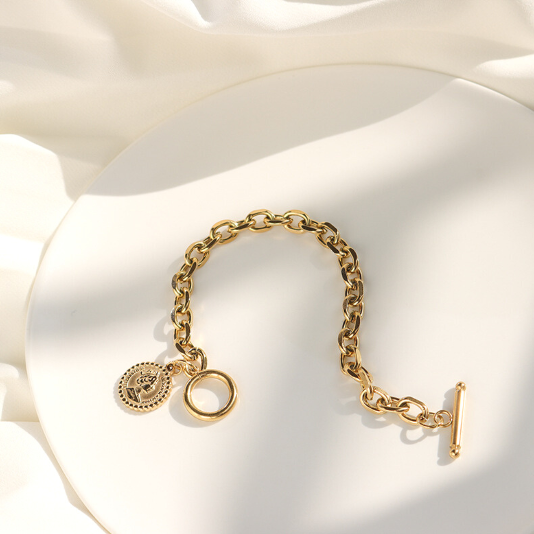 ELE MEDAL CHAIN BRACELET