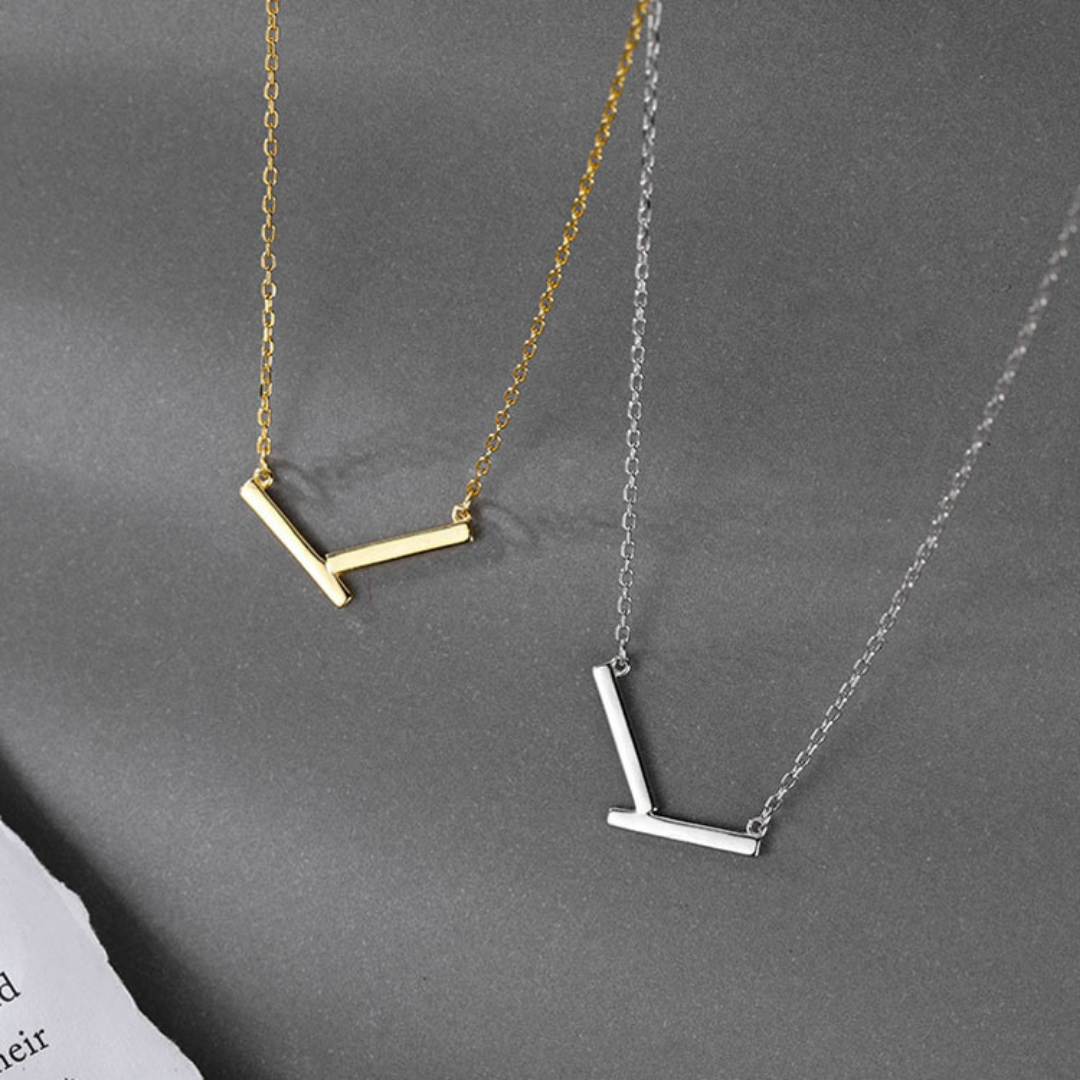 V SYMBOL NECKLACE (all 2 colors)