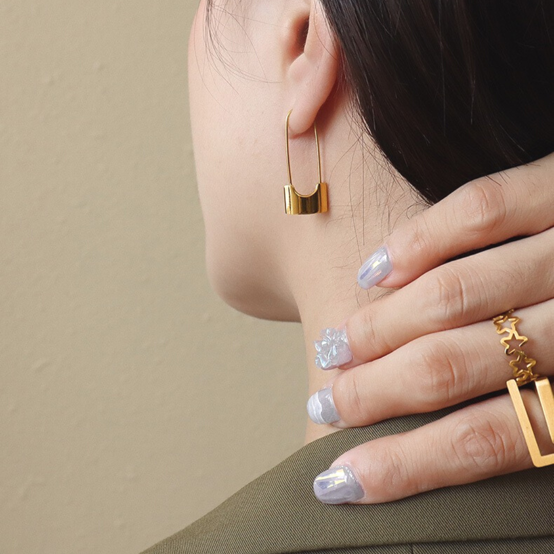 ELE LOCK PIERCE(全2色)