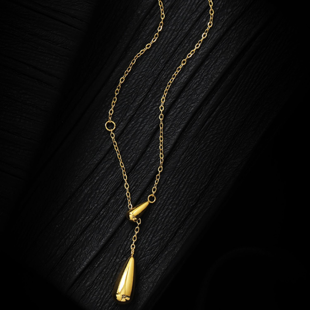 GOLD TEAR MOTIF NECKLACE