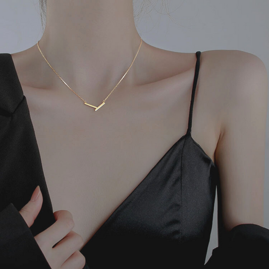 V SYMBOL NECKLACE (all 2 colors)