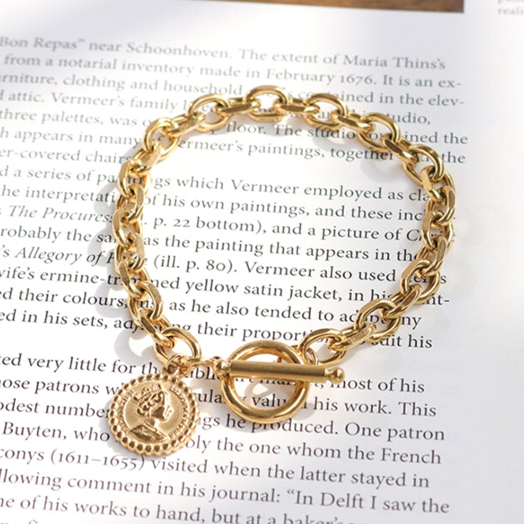 ELE MEDAL CHAIN BRACELET