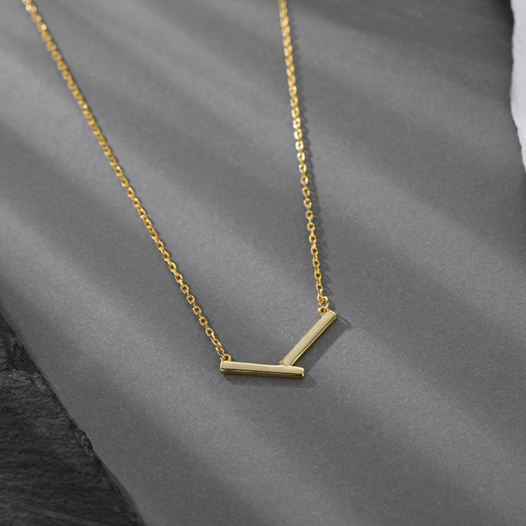 V SYMBOL NECKLACE (all 2 colors)