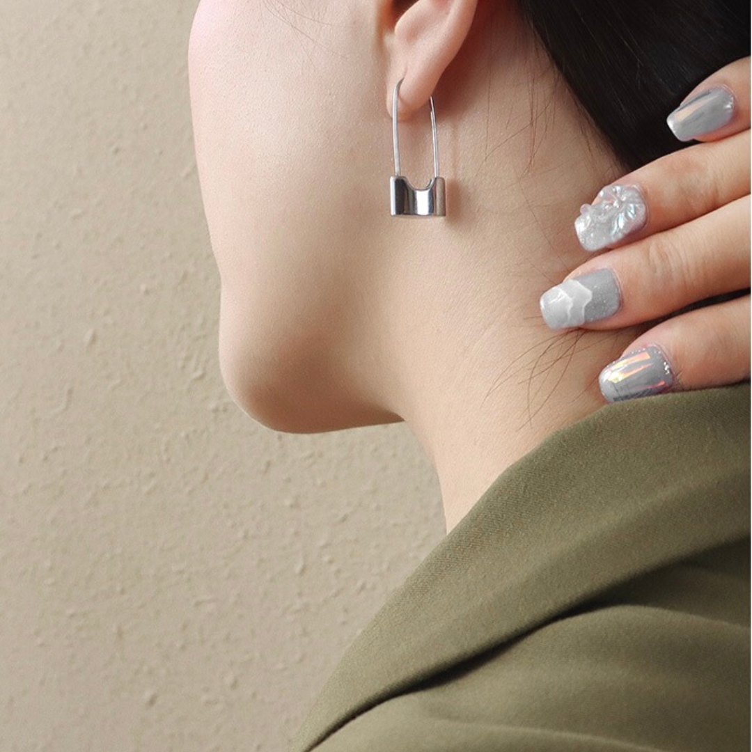 ELE LOCK PIERCE(全2色)