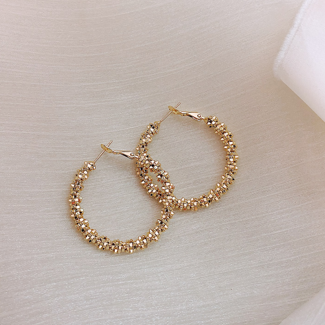 GOLD HOOP PIERCE