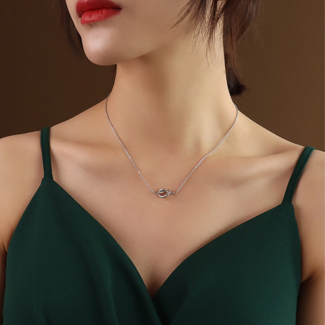 ELE KHOT NECKLACE (all 2 colors)