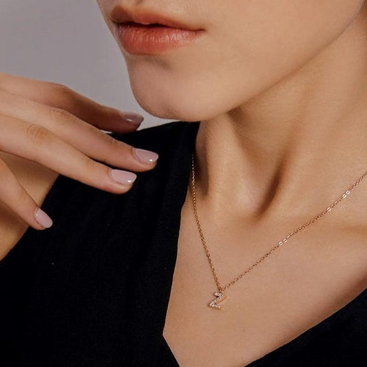 MINIMALIST LETTER PENDANT NECKLACE