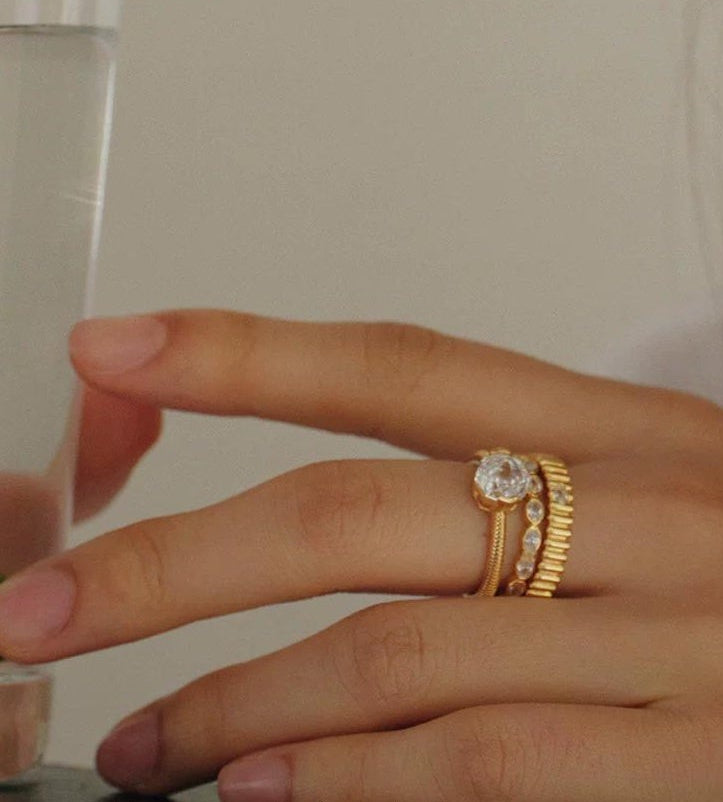NICHE DESIGNER INDEX FINGER RING