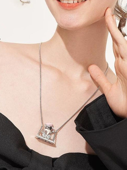 LUXURY HOLIDAY BEAR NECKLACE