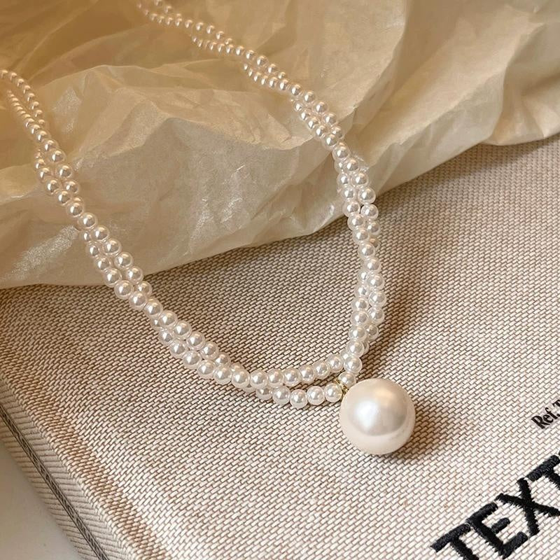 TWISTED PEARL SWEATER CHAIN