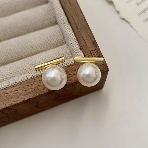 【LOEM】SIMPLE PEARL PIERCE