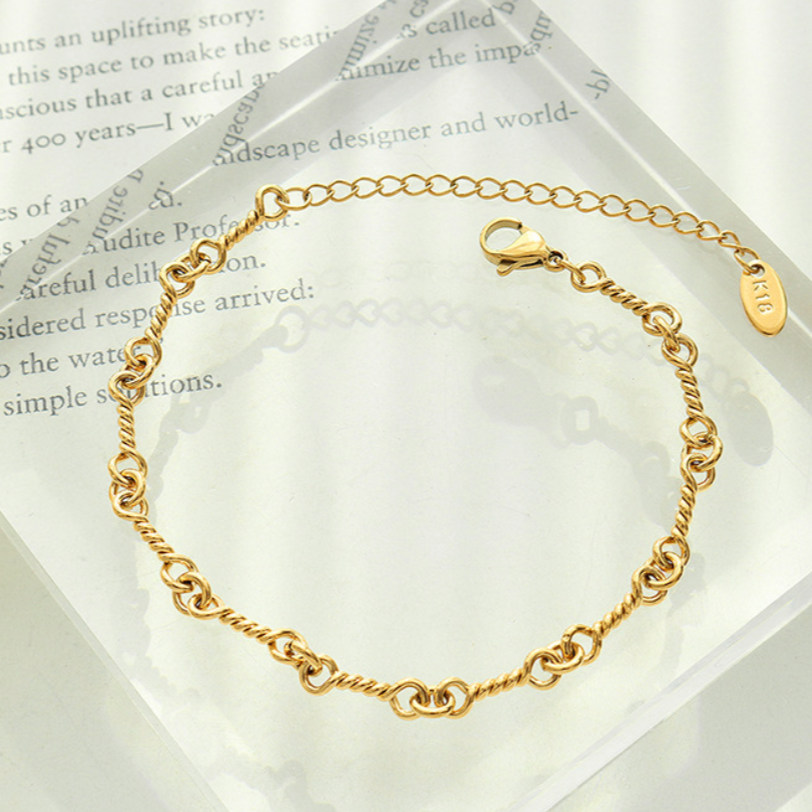 NARROW CHAIN BRACELET