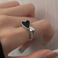 BLACK HEART RING