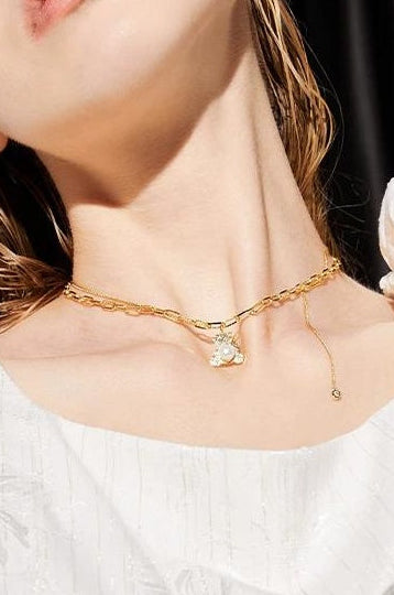 CHILDLIKE BEAR PEARL NECKLACE