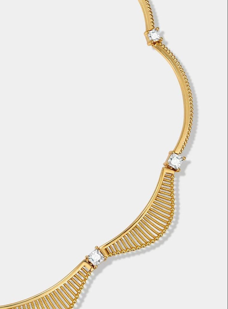 ELEGANT GOLD COLLARBONE NECKLACE