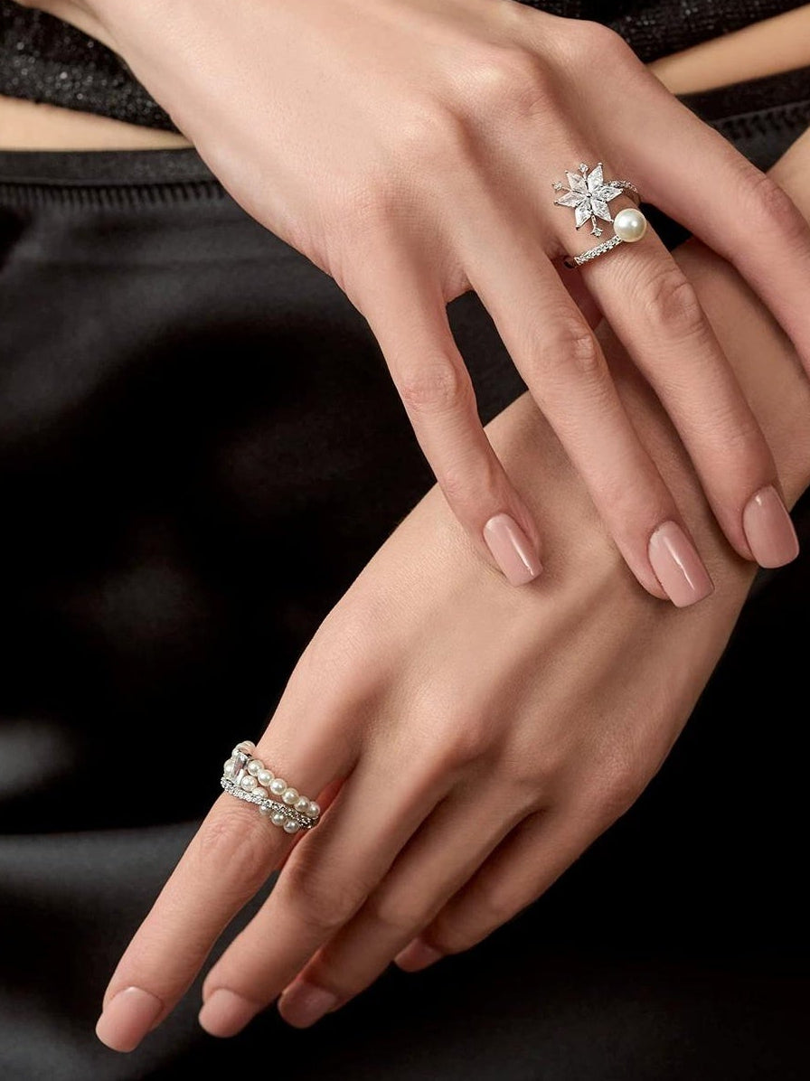 SNOWFLAKE PEARL RING