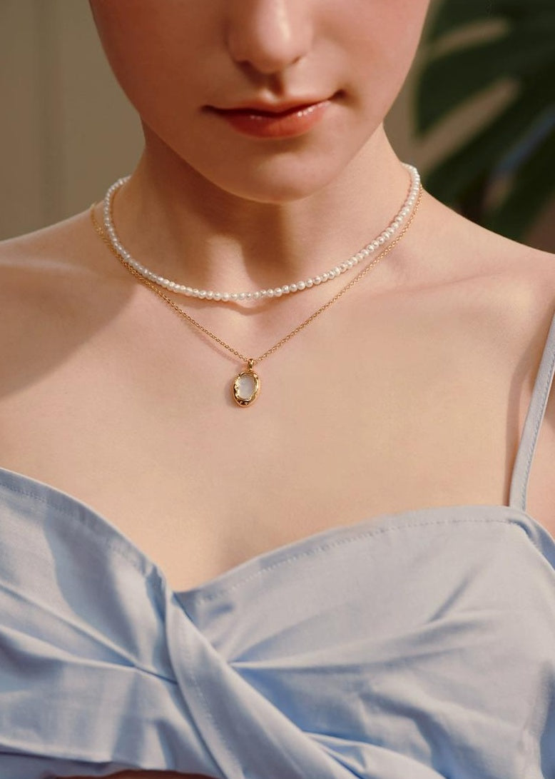 LUXURY PEARL STACKING NECKLACE