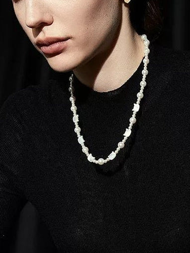 BAROQUE PEARL NECKLACE