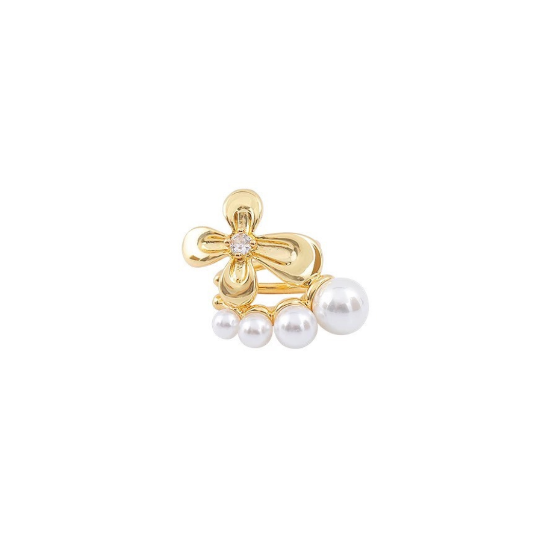 FLOWER PEARL EARCUFF