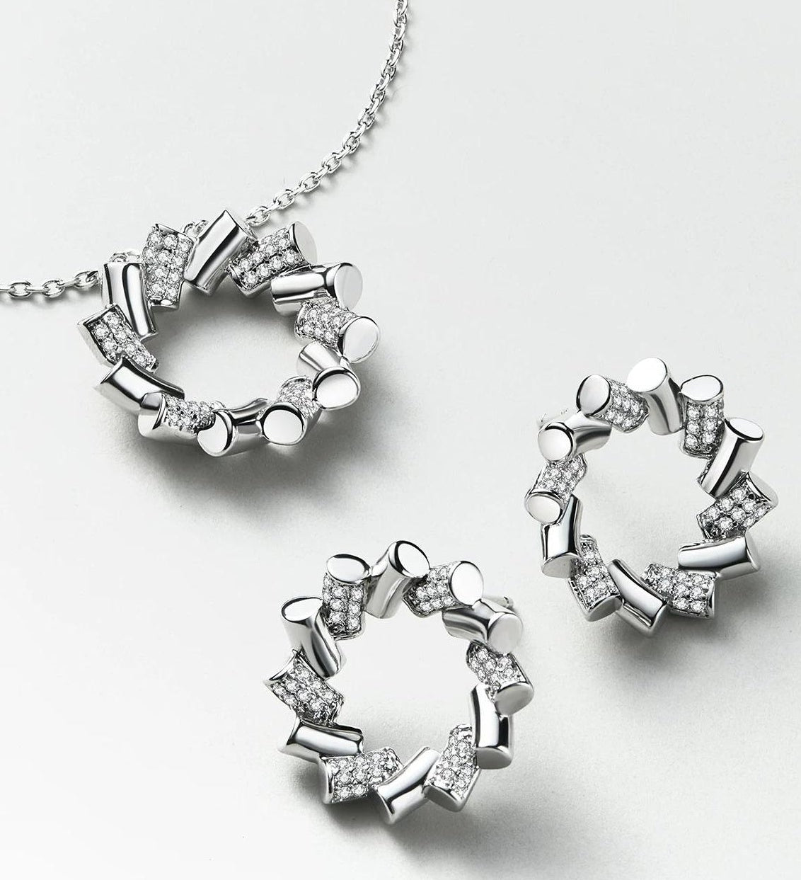 WILLOW SILVER LUXURY NECKLACE