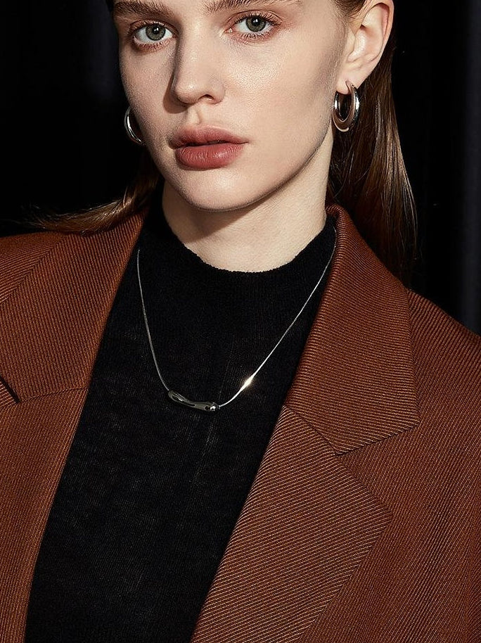 ELEGANT EGGPLANT NECKLACE