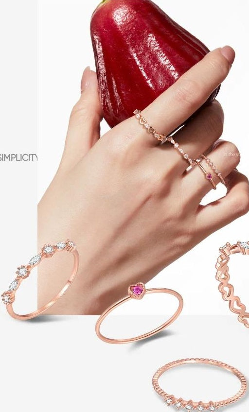 LIGHT LUXURY STACKING RINGS SET