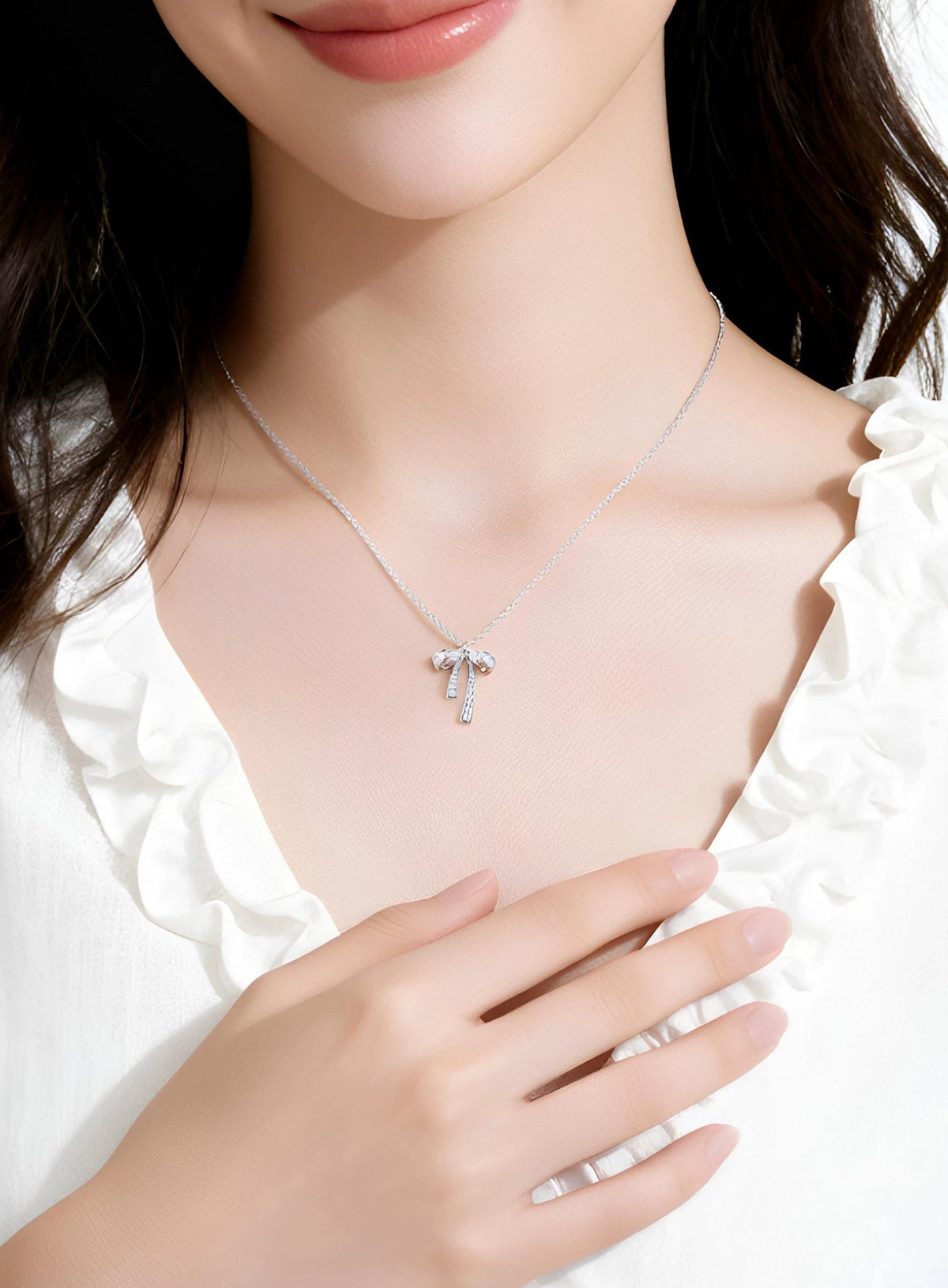 SILVER BOW COLLARBONE NECKLACE