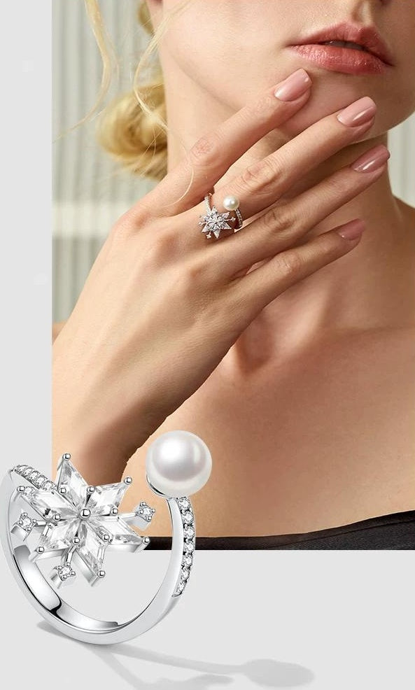 SNOWFLAKE PEARL RING