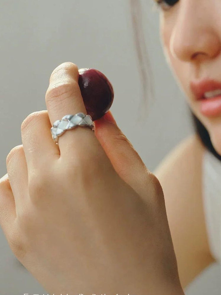 GRUNGE STYLE TITANIUM STEEL RING